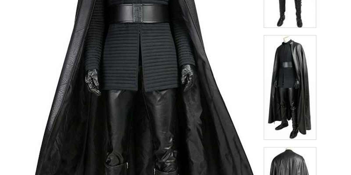 The black designs of the suit are sleek, and the wings give off an excellent translucent effect.