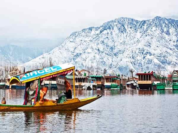 Srinagar Family Tour Packages | Only 7,500 Rs Get The Deal