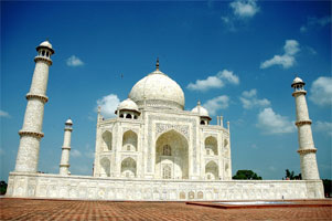 Tour Guide Agra,Local Tourist Guide Taj Mahal,Govt Approved English Speaking Certified Guide